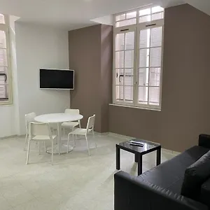  Appart hôtel Five Stars C4